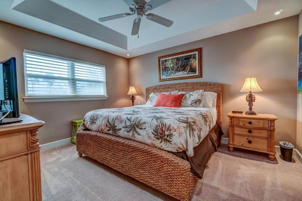 Bradenton Beach Resort Style Getaway-Walk To Beach Exteriér fotografie