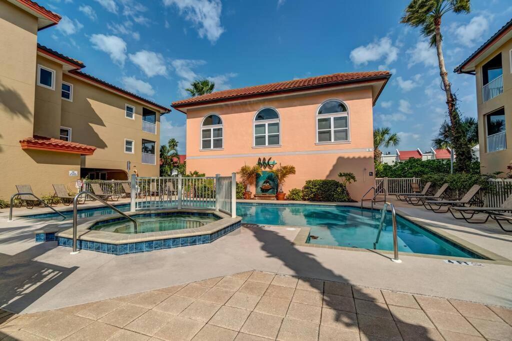 Bradenton Beach Resort Style Getaway-Walk To Beach Exteriér fotografie